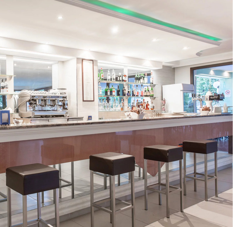 media.Slide_Bar_2HotelAbacus_Cesenatico